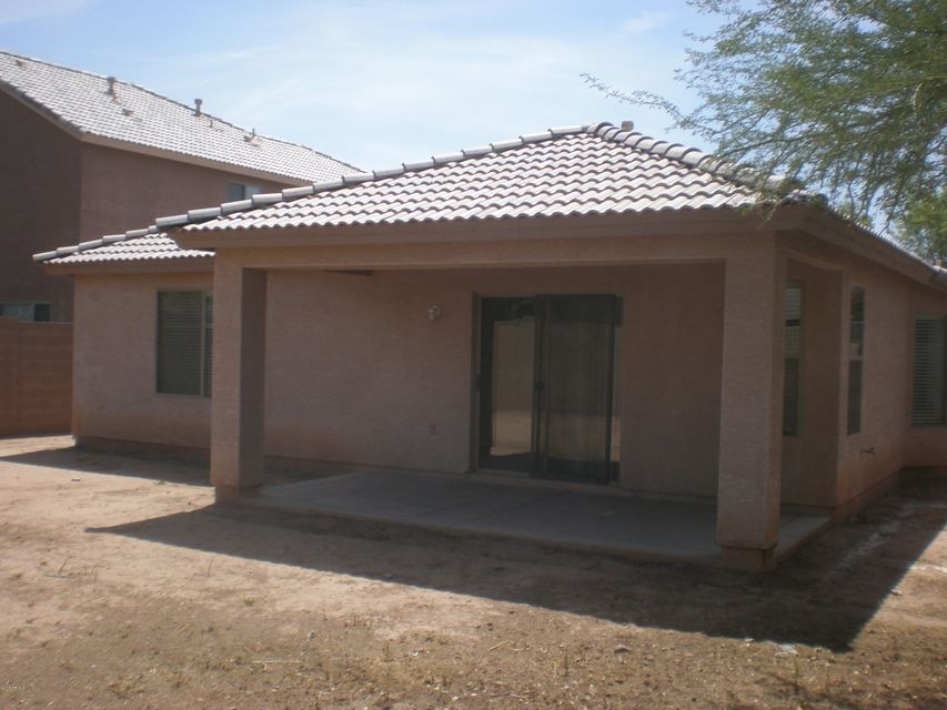 Exterior rear_1440452047903_0