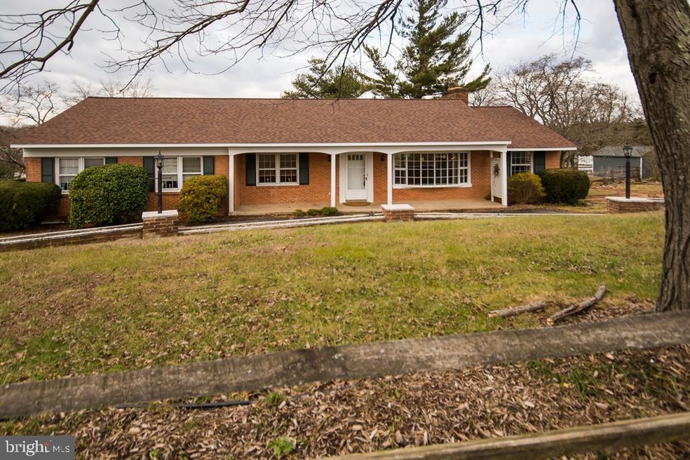 8924 Satyr Hill Rd, Parkville, MD 21234 - photo 1