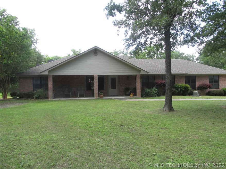 2202 Mcclain Rd, Ardmore, OK 73401 - photo 1