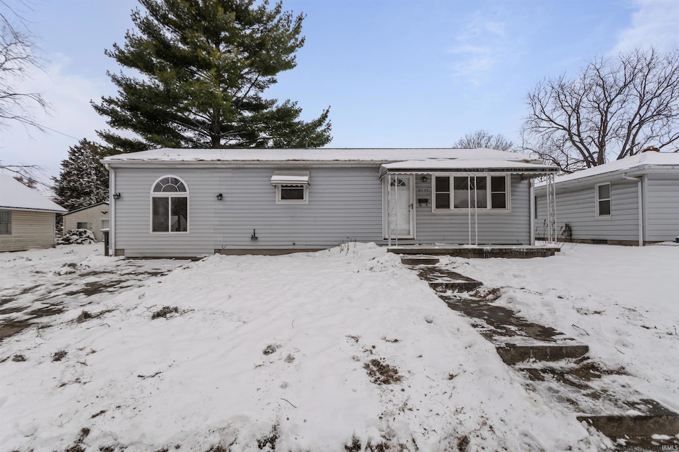 2137 N Waugh St, Kokomo, IN 46901 - photo 1