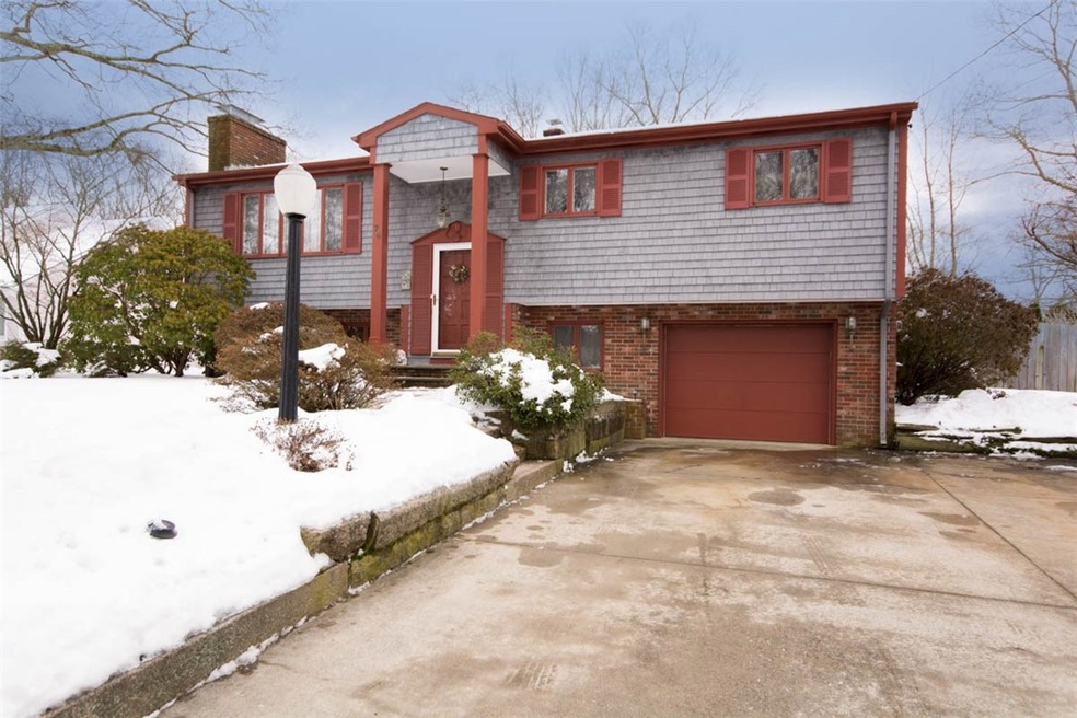 70 Beth Rd, Tiverton, RI 02878 - photo 1