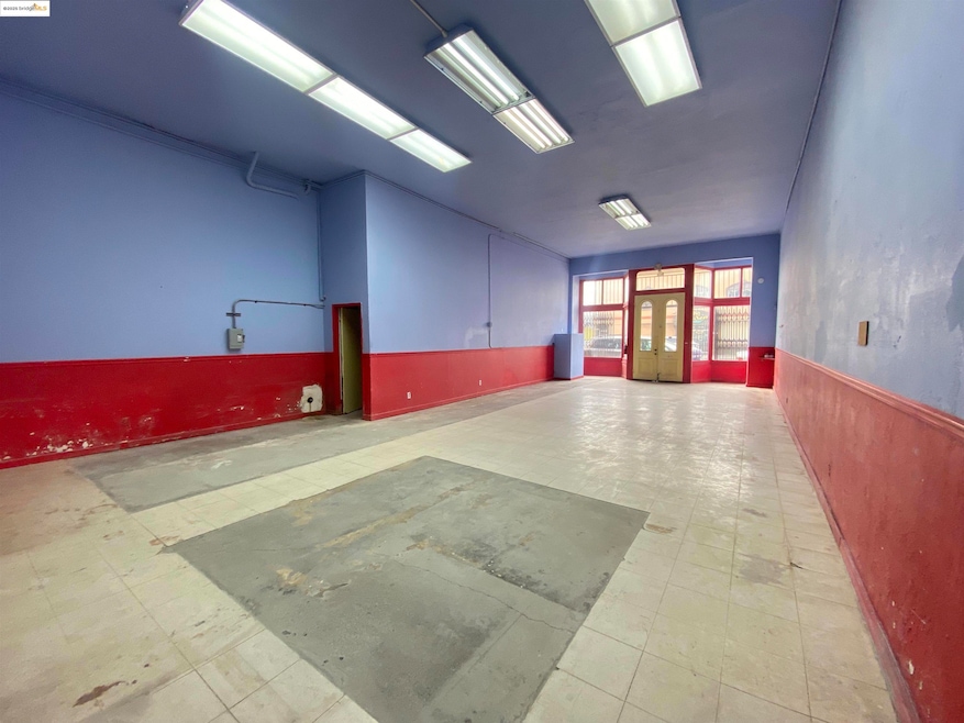 1138 E 12th St, Oakland, CA 94606 - photo 1