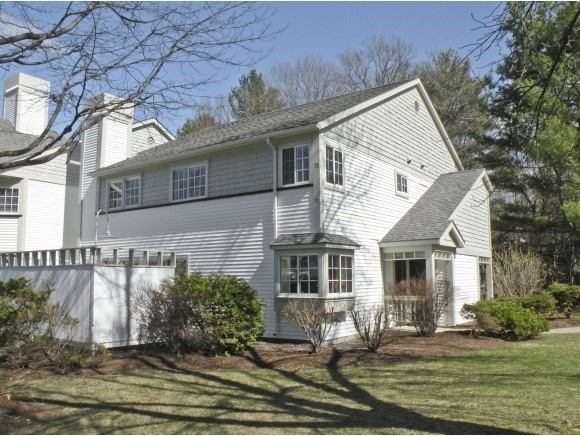 71 Winding Brook Dr unit 71, South Burlington, VT 05403 - photo 1