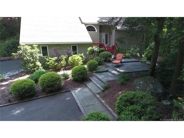 877 Cornwall Ave, Cheshire, CT 06410 - photo 1