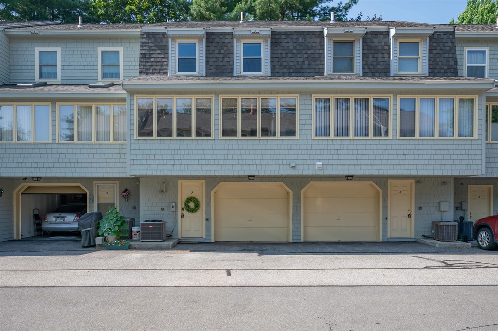 7 Axle Tree Rd, MerriMacK, NH 03054 - photo 1