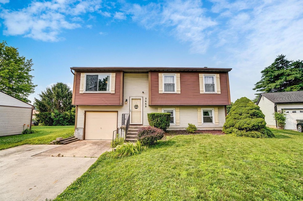 2669 Buckwheat Ct, Columbus, OH 43207 - photo 1