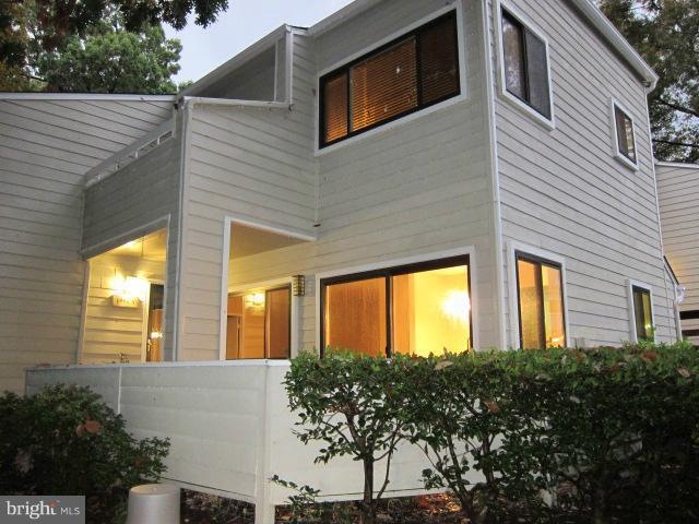 1954A Villaridge Dr unit A, Reston, VA 20191 - photo 1