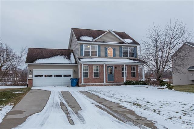 4335 Pondview 1.jpg