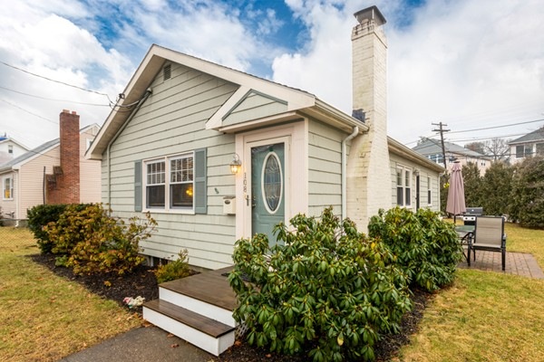 108 Chesbrough Rd, West Roxbury, MA 02132 - photo 1