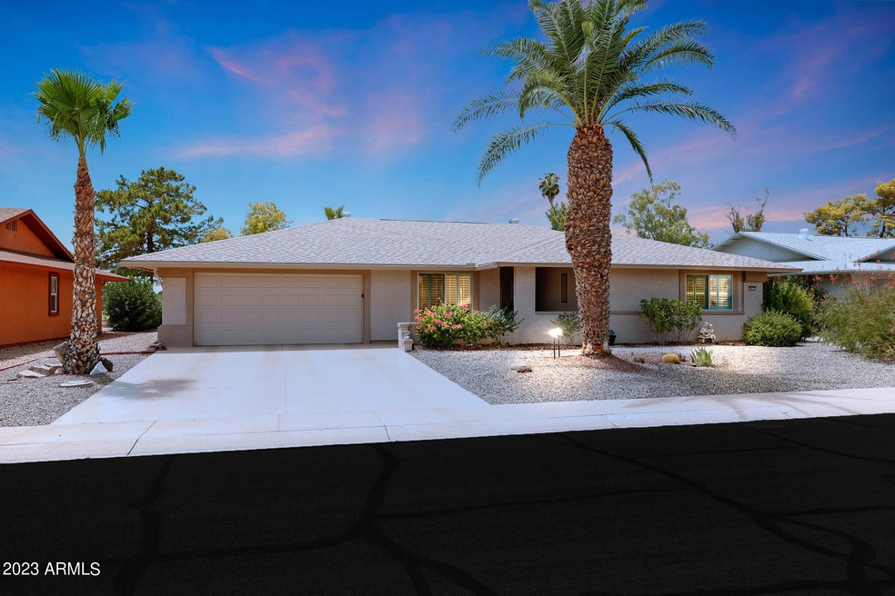 18622 N. Palo Verde Drive at Twilight