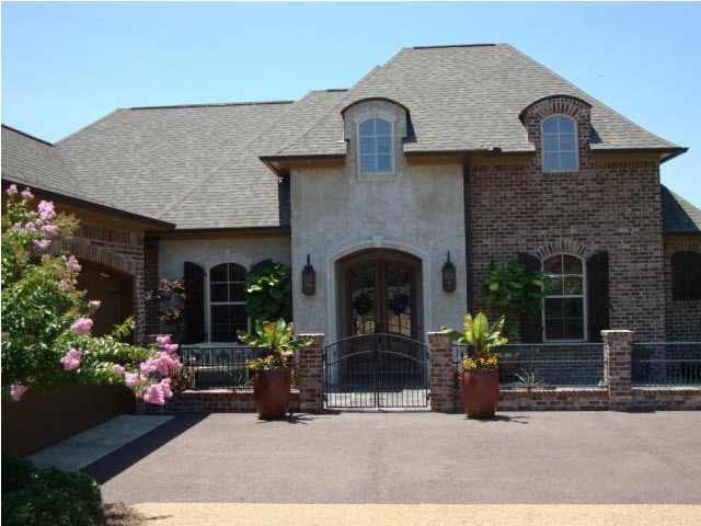 145 Harbor View Dr, Madison, MS 39110 - photo 1