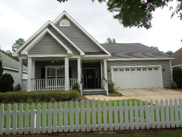 413 Orchard Cir, Dothan, AL 36305 - photo 1