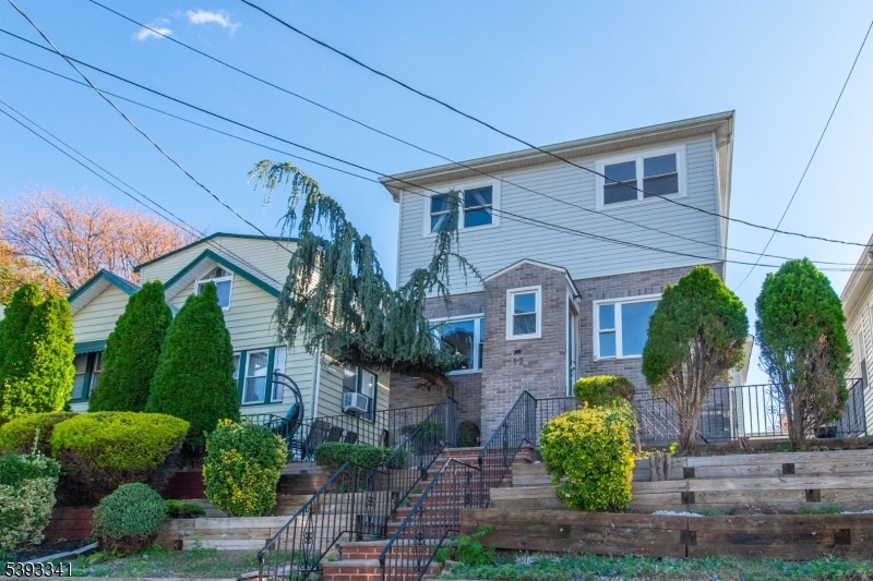 For Rent $5,995/month