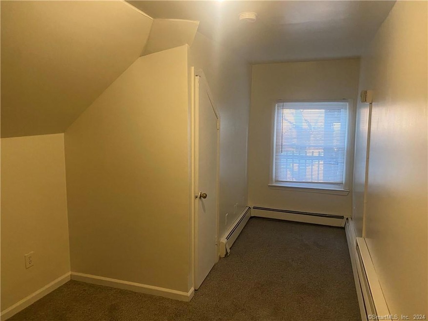 1458 E Main St unit 34, Bridgeport, CT 06608 - photo 1