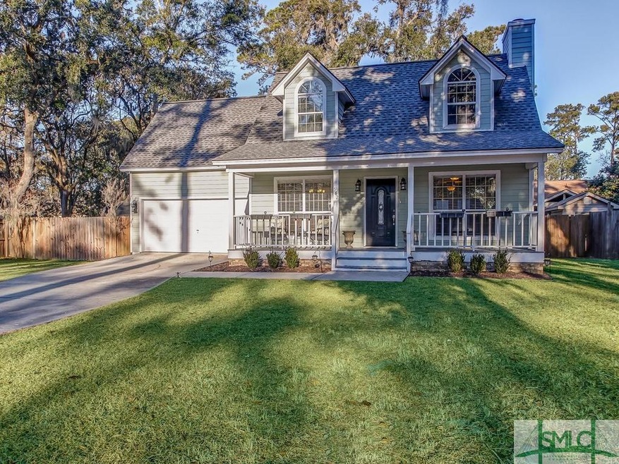 Completely remodeled 3 Bedroom 2 1/2 Bath Cape Cod