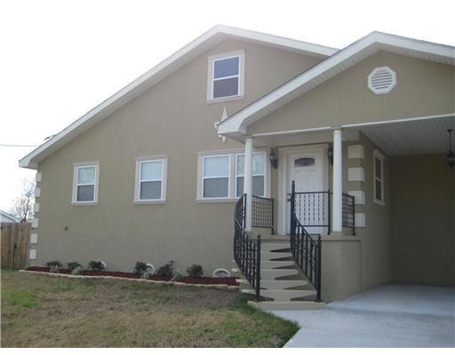 5026 Congress Dr, New Orleans, LA 70126 - photo 1