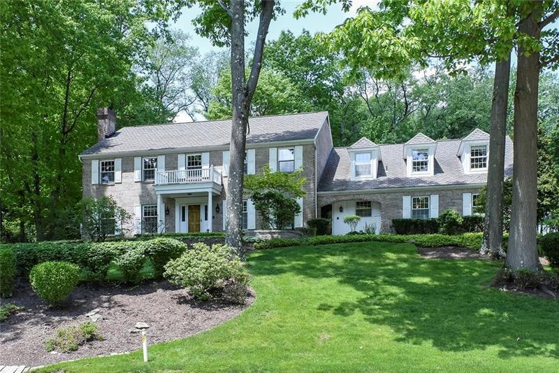Magnificent Georgian Colonial on a Sweeping 3.2 Ac