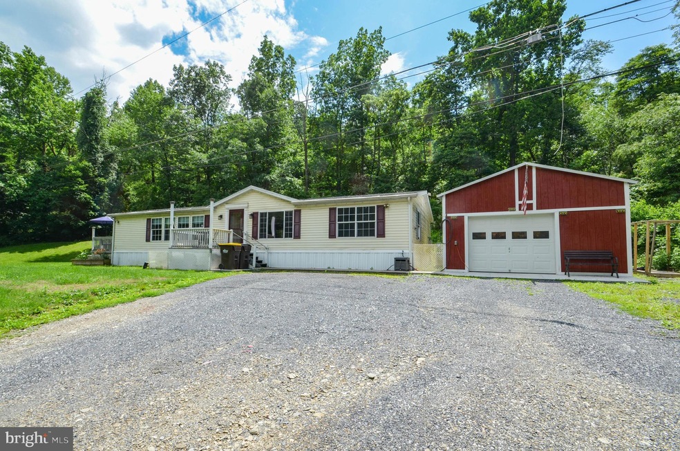 3991 Lehigh Dr, Northampton, PA 18067