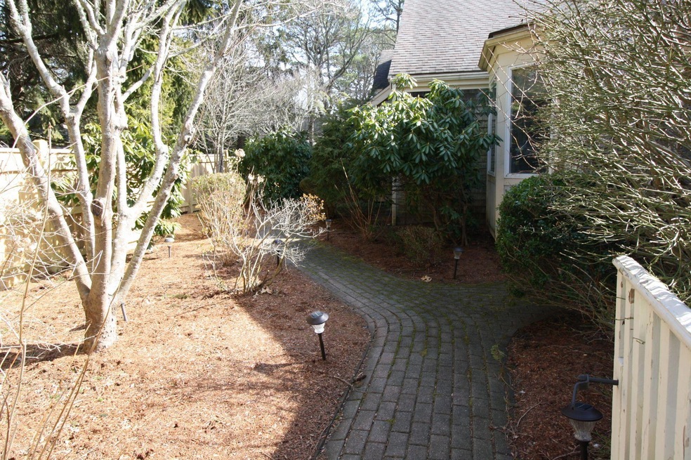 46 kates path photo
