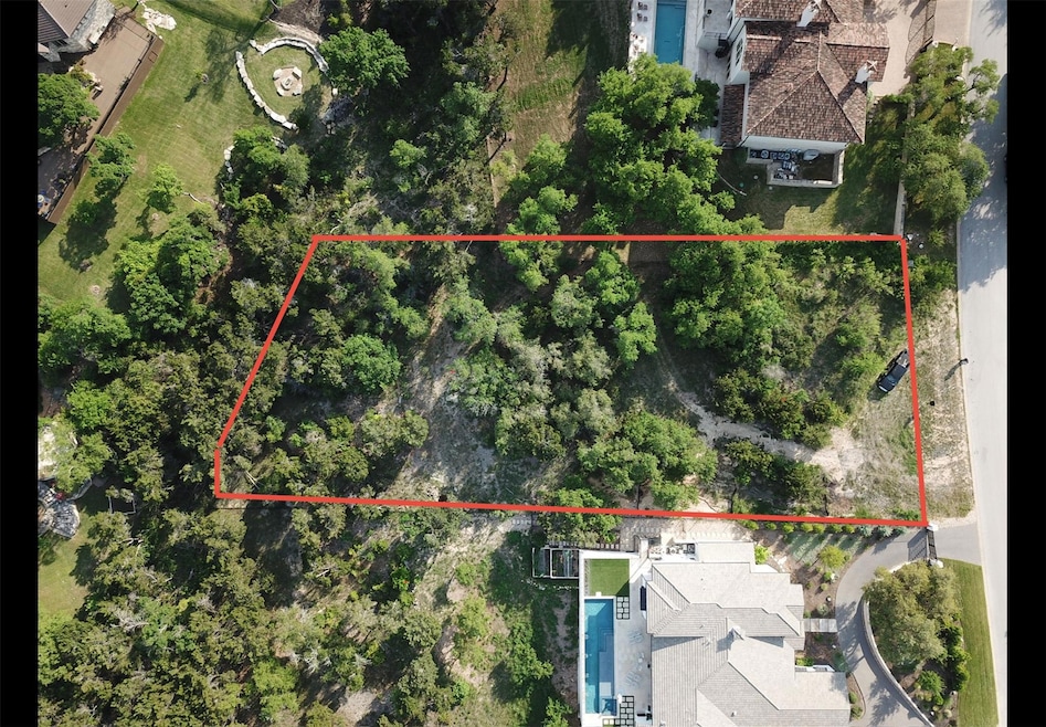 Aerial view of property and surrounding area with