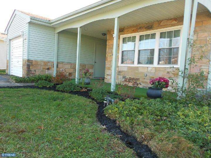 25 Thornbury Place, Southampton, NJ 08088 - photo 1