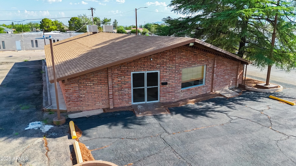 1801 E 9th St, Douglas, AZ 85607 - photo 1