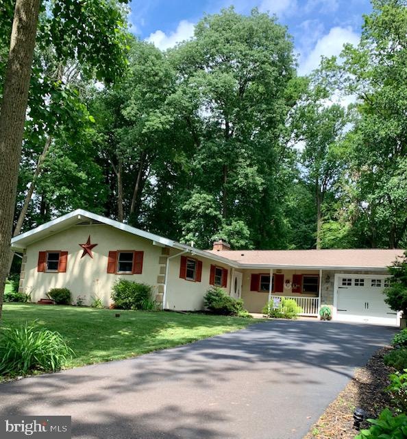 37 Benburb Rd, Phoenixville, PA 19460 - photo 1