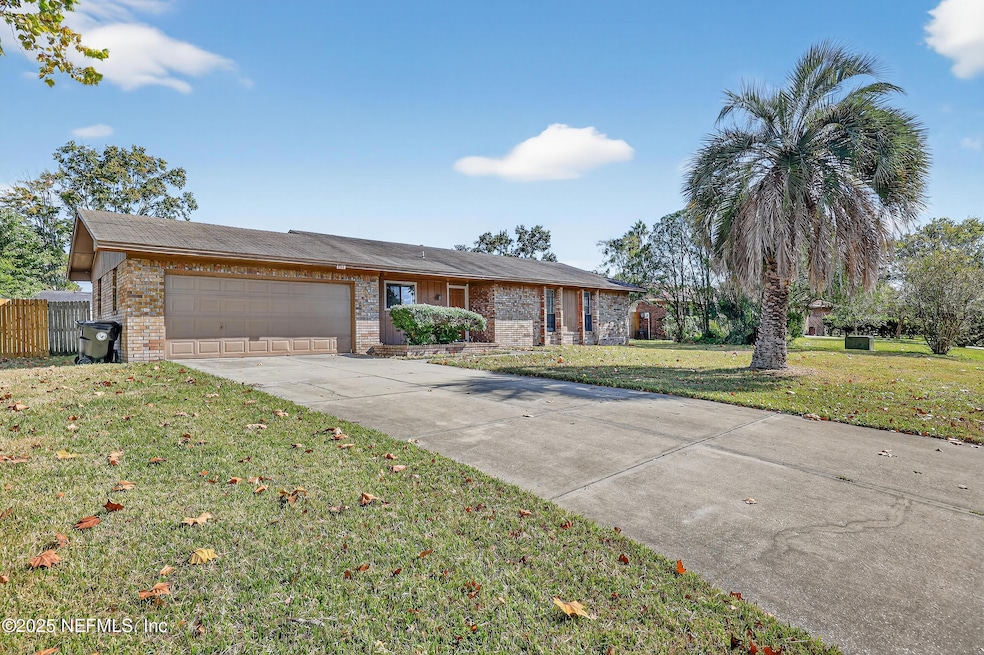 551 William Penn St, Orange Park, FL 32073 - photo 1