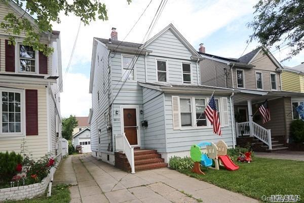 8840 239th St, Bellerose, NY 11426 - photo 1