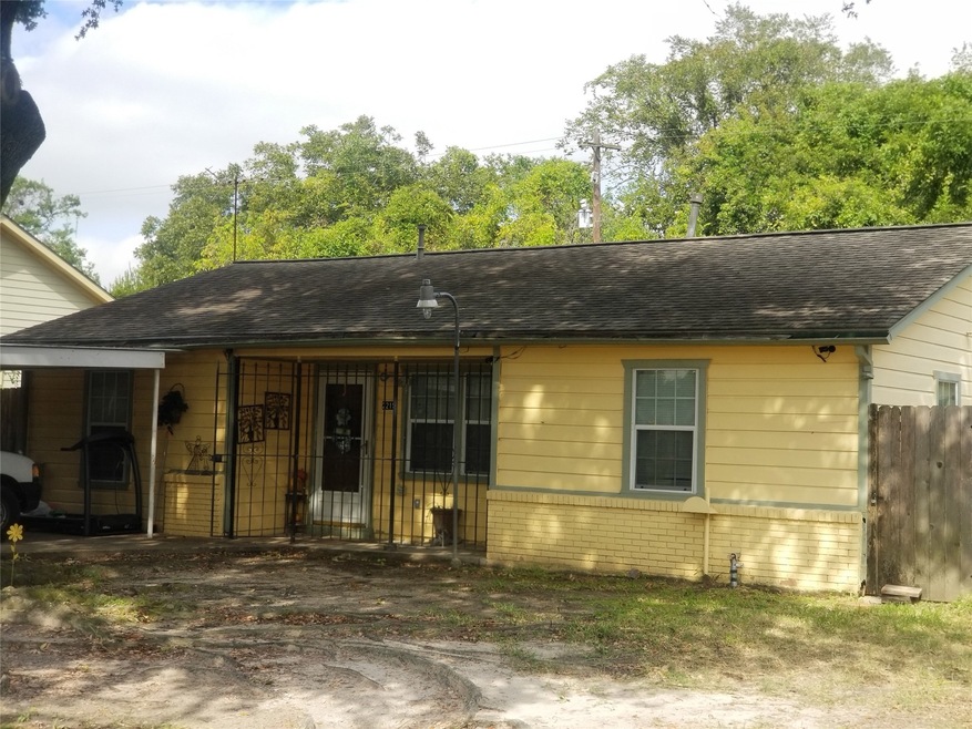 2215 Brea Crest St, Houston, TX 77093 - photo 1