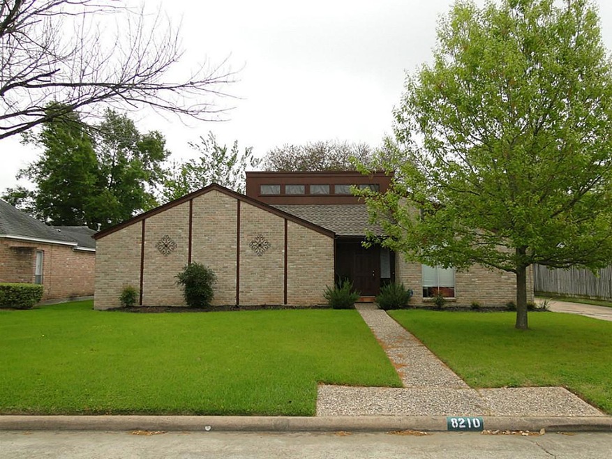 8210 Debbie Gay Dr, Houston, TX 77040 - photo 1