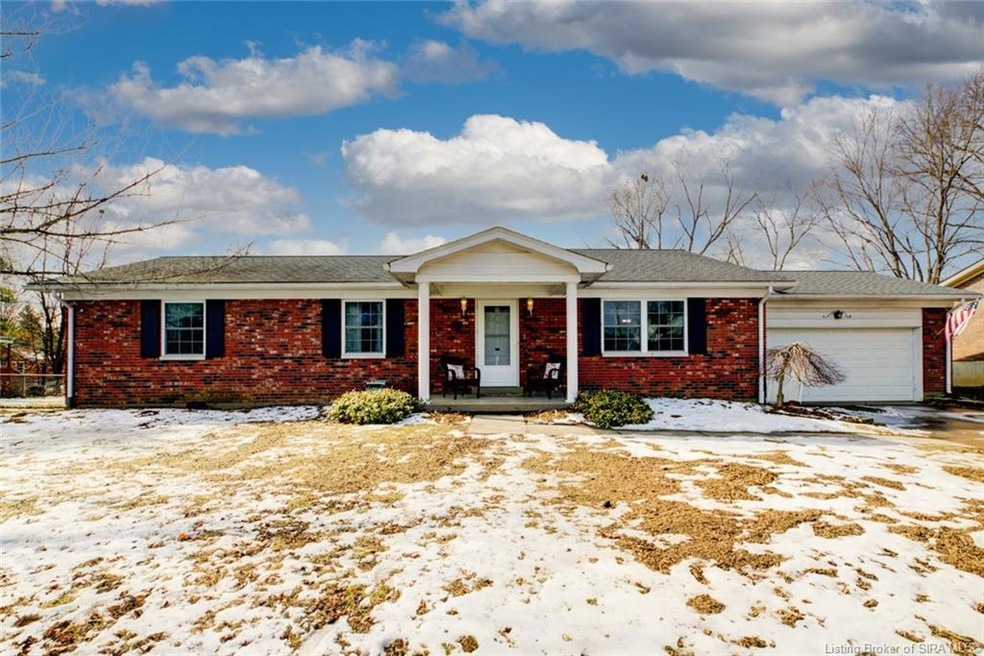 3411 Deerwood Dr, New Albany, IN 47150 - photo 1