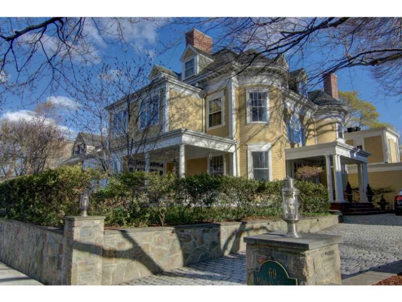 69 Manning St, Providence, RI 02906 - photo 1