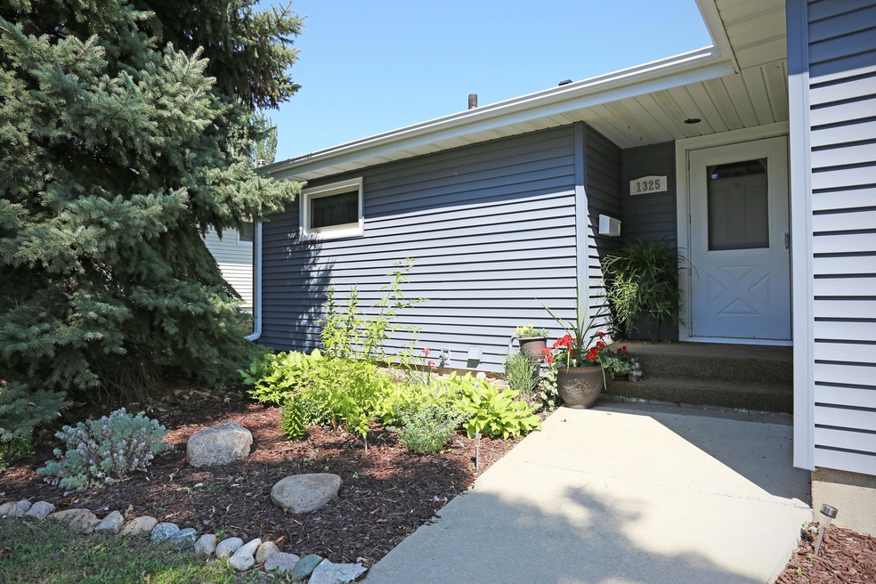 Front 1