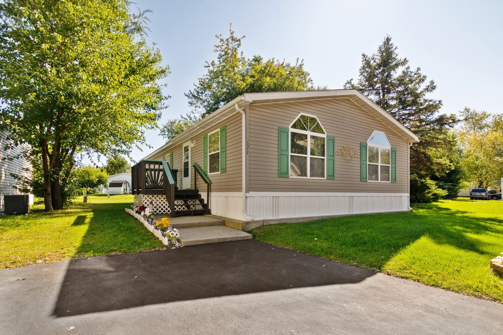 171 Zurich Dr, Lynwood, IL 60411 - photo 1