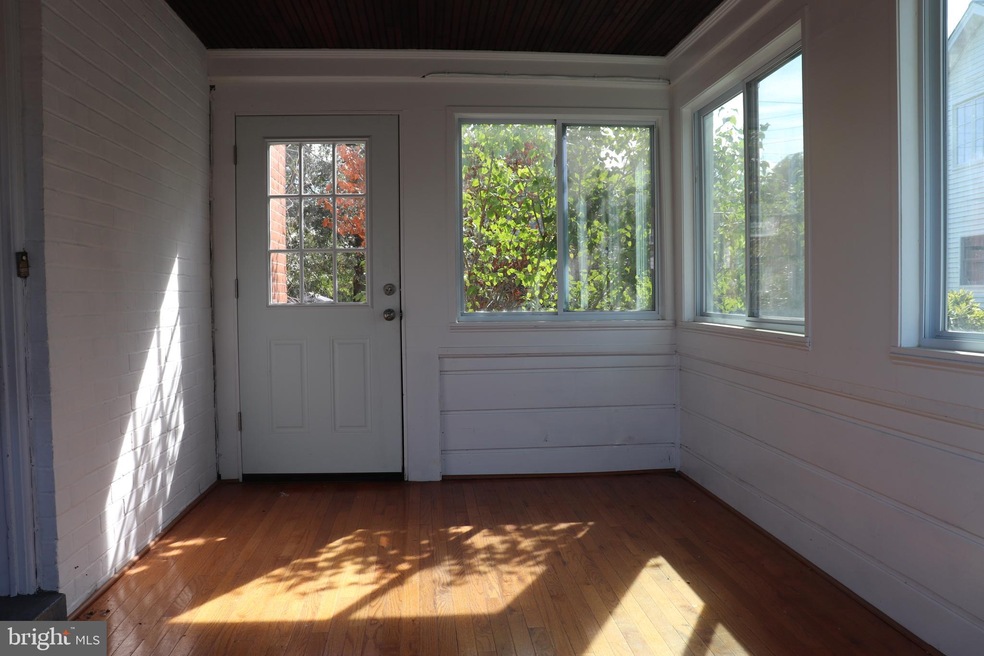 127 N Wakefield St, Arlington, VA 22203 - photo 1