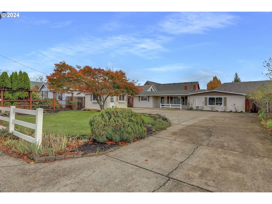 3325 Gilham Rd, Eugene, OR 97408 - photo 1