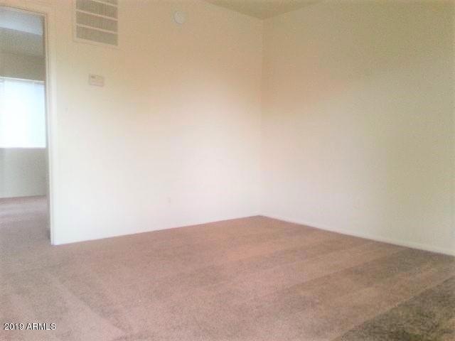 2015 7 Listing Photos, 01