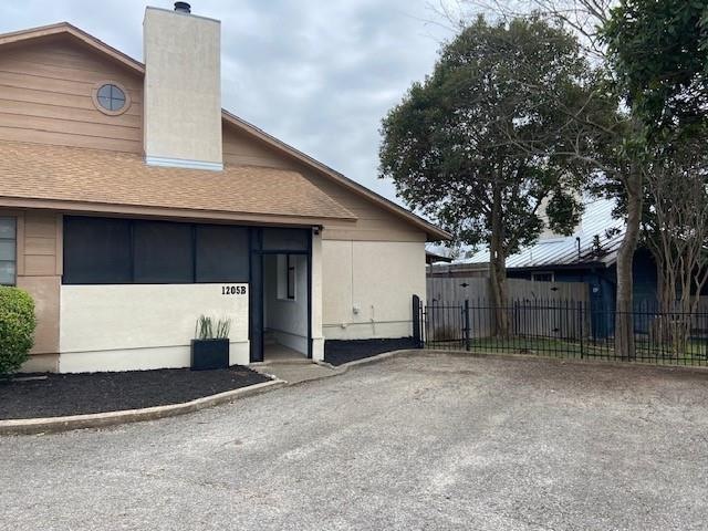 1205 Hazelton St unit B, San Marcos, TX 78666 - photo 1