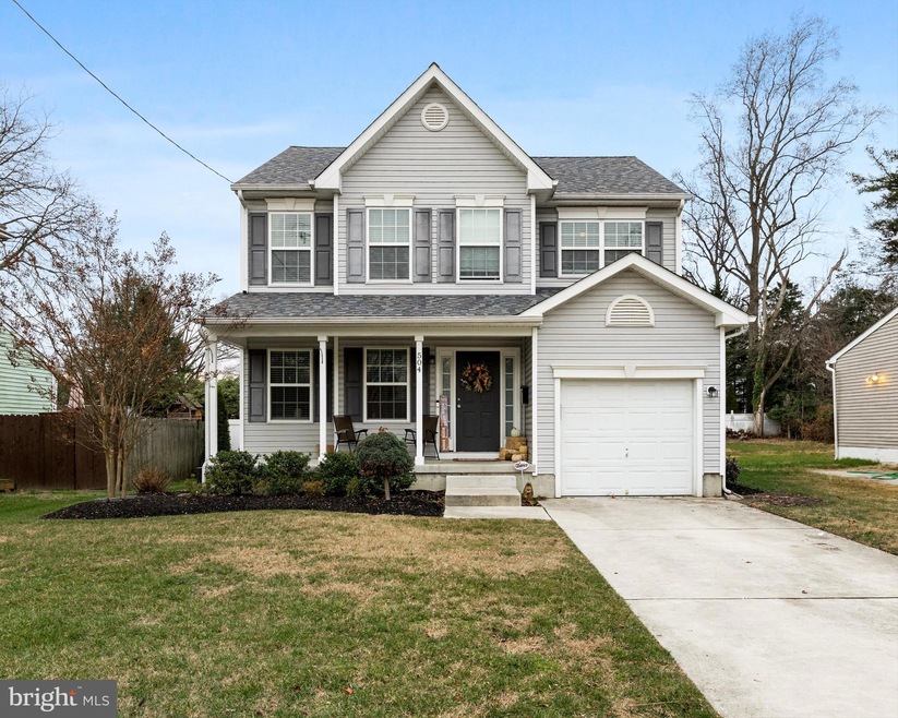 504 W Stafford Ave, Laurel Springs, NJ 08021 - photo 1