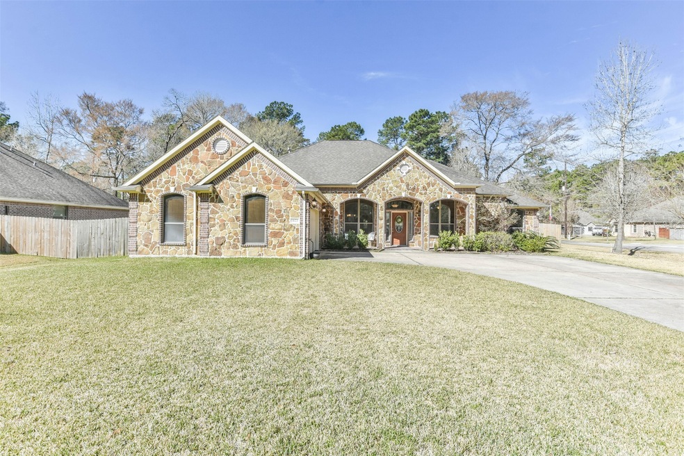 1023 Monarch Oak Dr, Magnolia, TX 77354 - photo 1