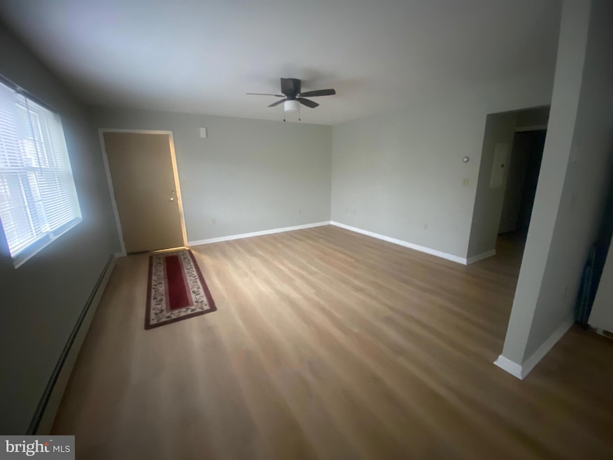 128 Mortimer St unit 1R, Dunmore, PA 18512 - photo 1