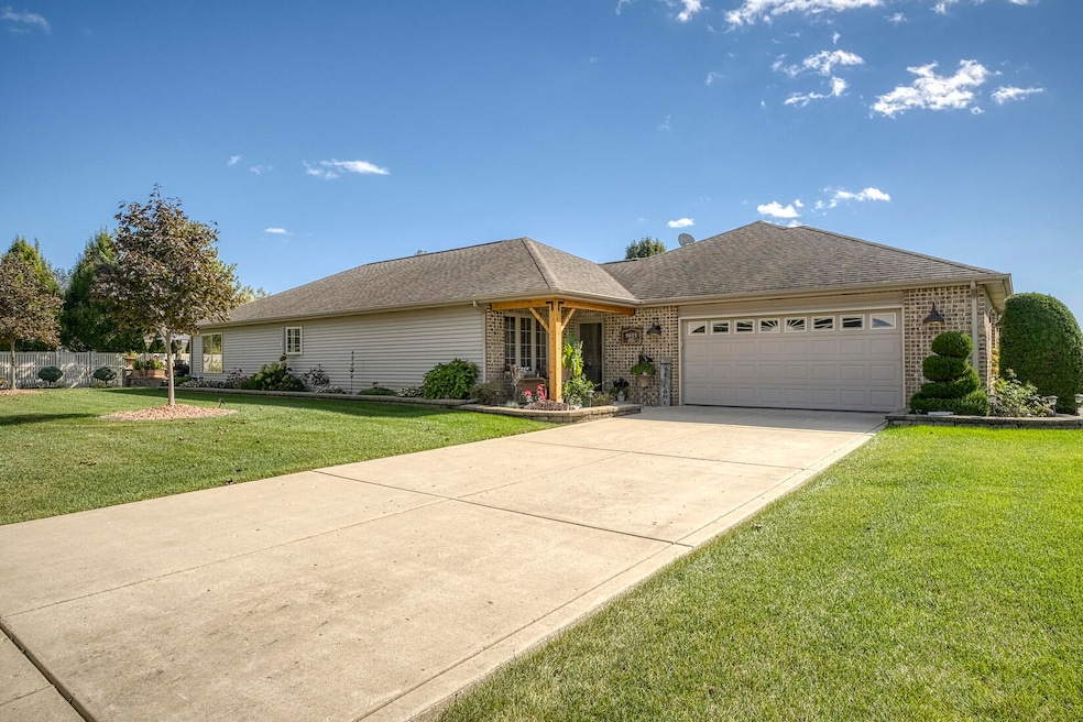 9815 Hart St, Saint John, IN 46373 - photo 1