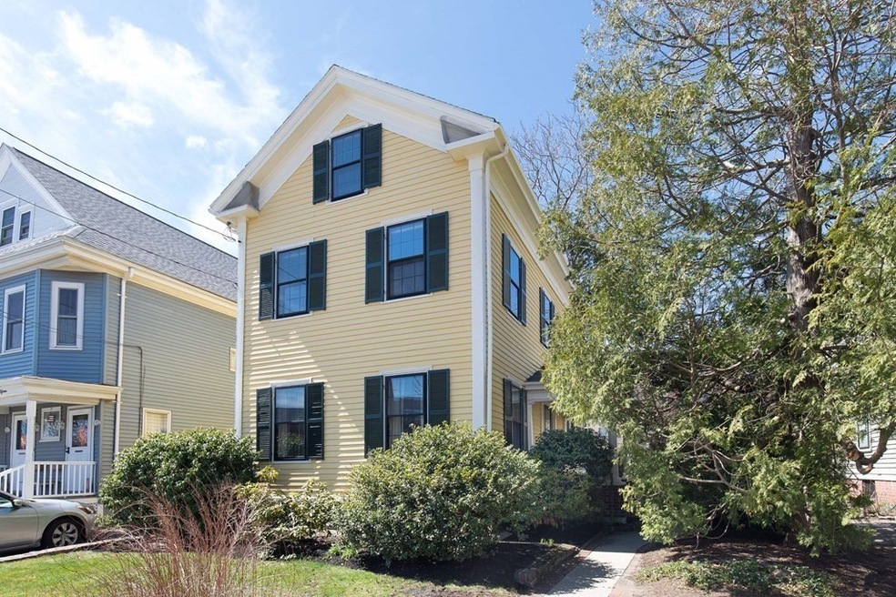 13 Yerxa Rd, Cambridge, MA 02140 - photo 1