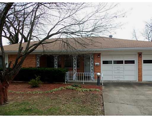 803 Carson Dr, Bentonville, AR 72712 - photo 1