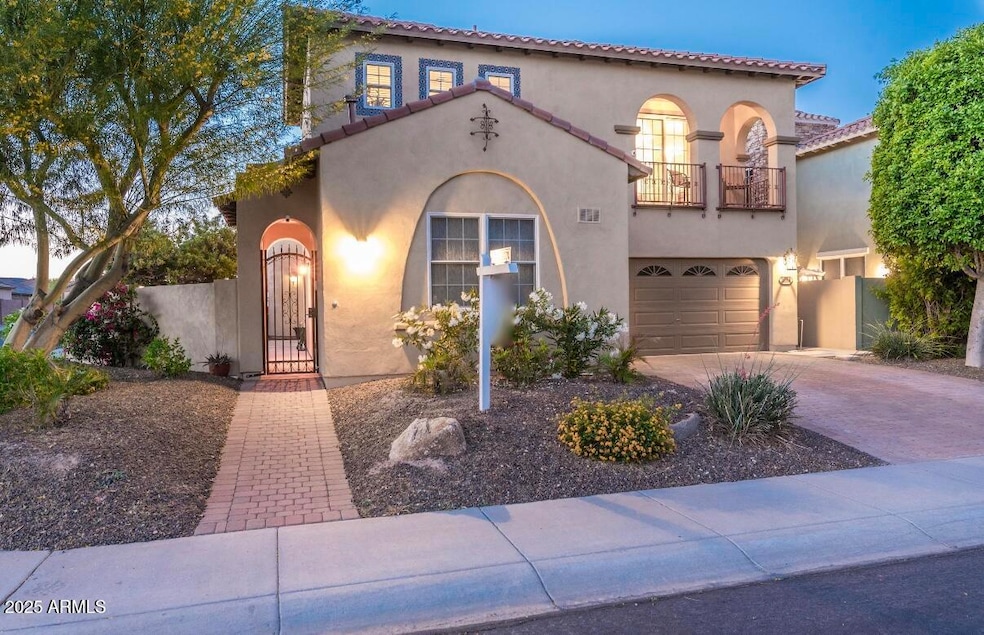 Carol Ave - gated entry