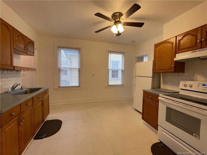 106 Plymouth St unit 2, New Haven, CT 06519 - photo 1