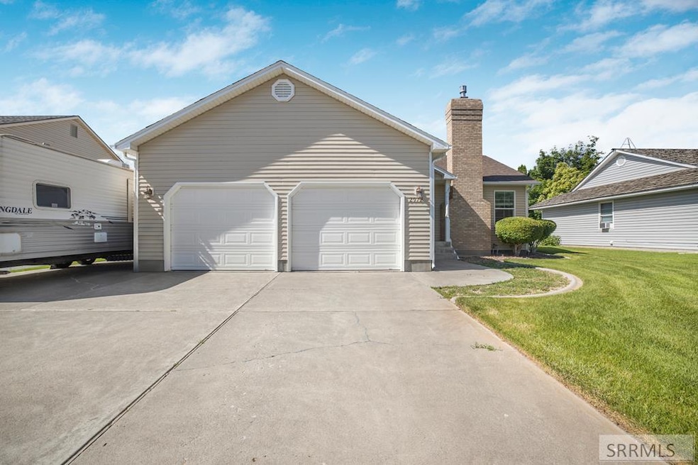 For Sale $385,000 • Co-Listing Agent