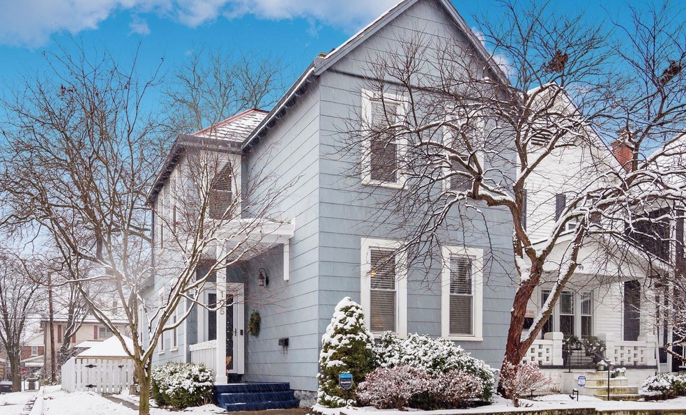 Welcome to 105 E Gates Street