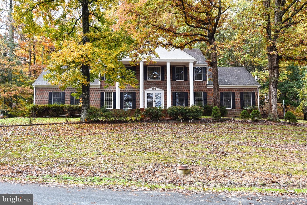 18514 Cabin Rd, Triangle, VA 22172 - photo 1